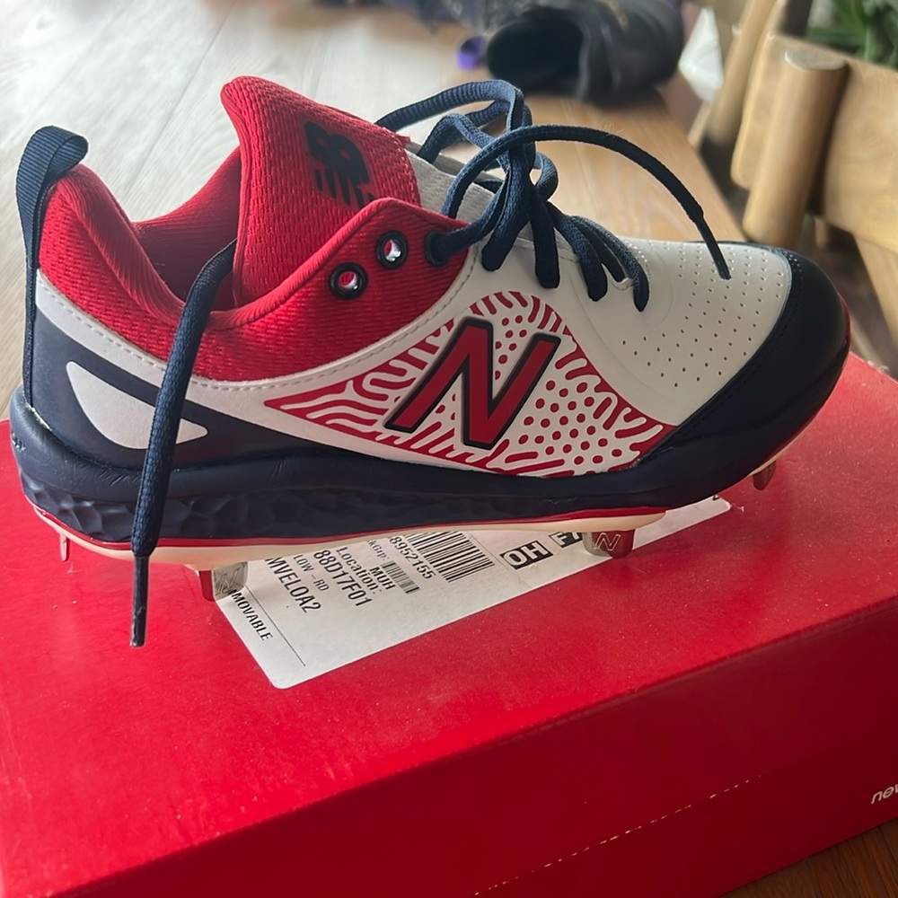 New Balance Metal Cleats